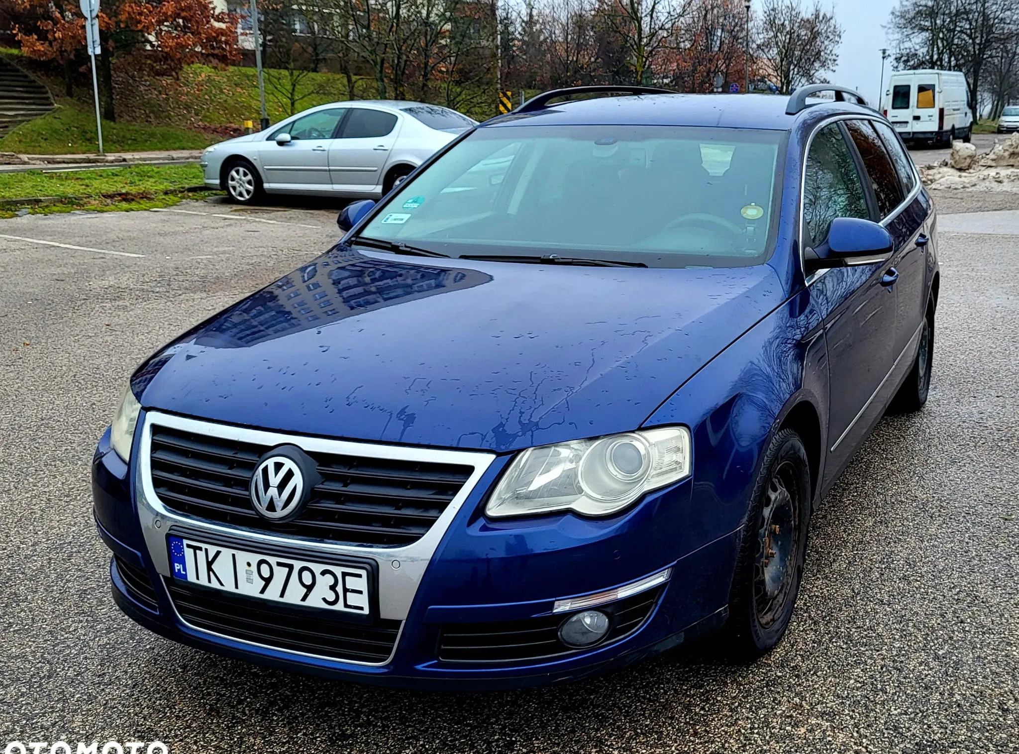samochody osobowe Volkswagen Passat cena 9900 przebieg: 377000, rok produkcji 2007 z Kielce